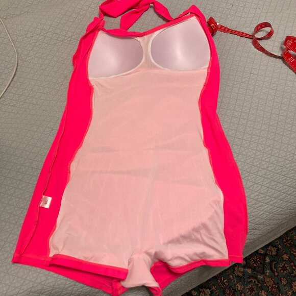 NWOT, (see measurements) Boyleg Pin Up Girl Style Swimsuit, Hot Pink - Picture 3 of 4